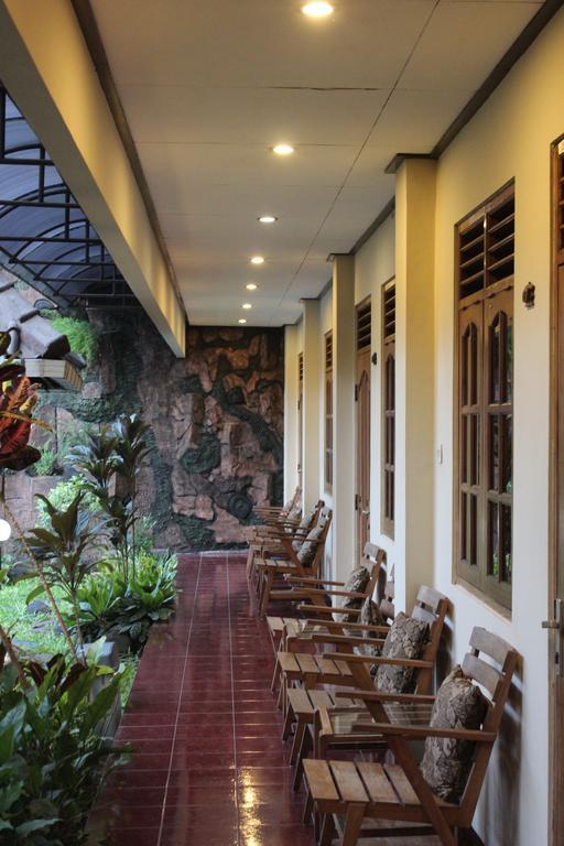 Prambanan Guesthouse Yogyakarta Exterior foto